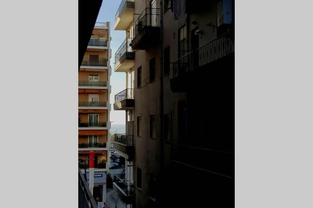 Thessaloniki City Center Vibes Seaside Apartment اليونان
